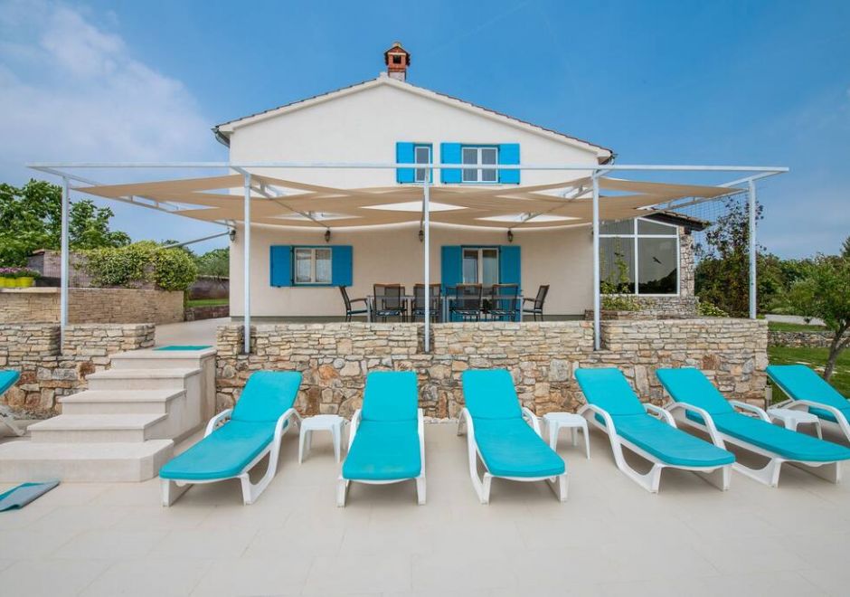 Villa Tanga near Rovinj for 8 persons with pool