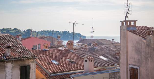 Stiloso monolocale del centro storico di Rovigno  / A1 con vista mare