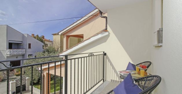 Modern studio for 2 with balcony in Rovinj