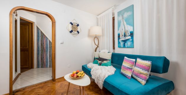 Sorgenfrei two-bedroom apartment in Rovinj Old Town