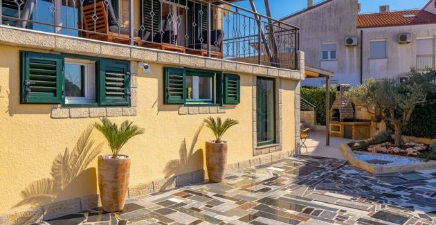 Villa Ivona with heated pool in Rovinj