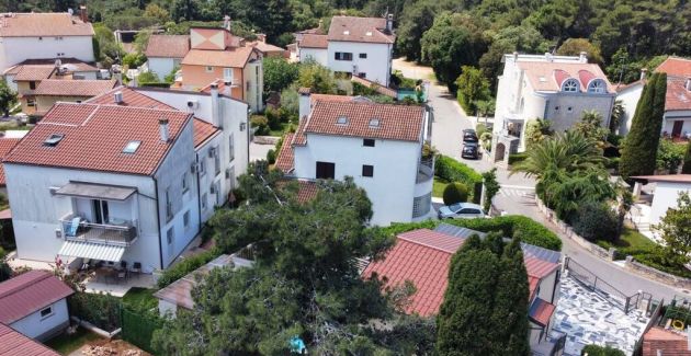 Villa Ivona with heated pool in Rovinj