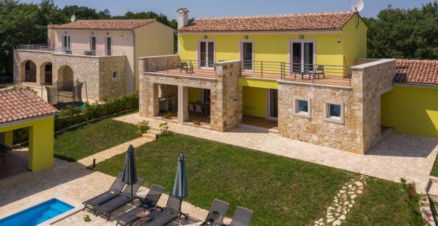 Countryside Villa - Violetta with pool and garden