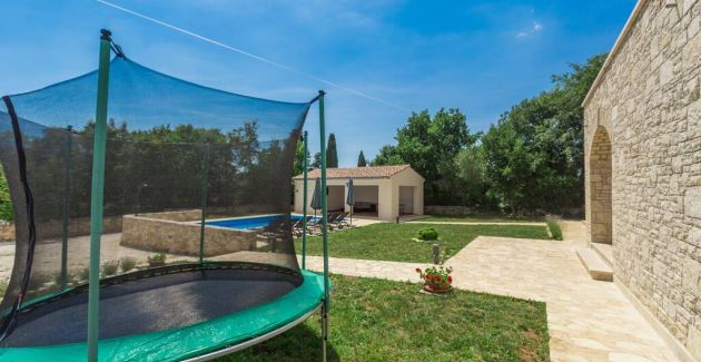 Countryside Villa - Diletta with pool and garden