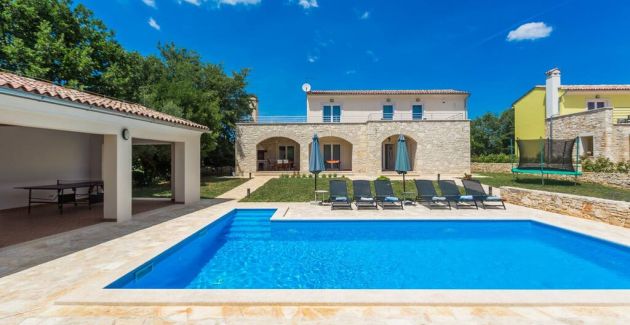 Countryside Villa - Diletta with pool and garden