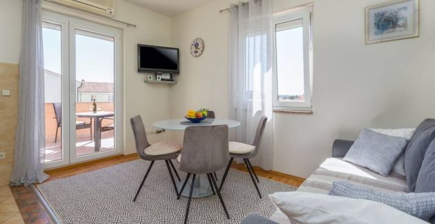 Apartment Beni with balcony in Medulin