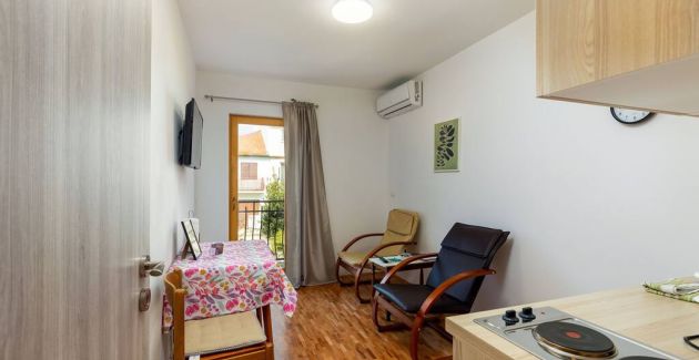 Rovinj City Studio - A2 with balcony for couples