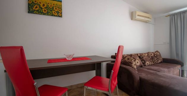 Apartments Betty - Comfort Studio for 2 persons