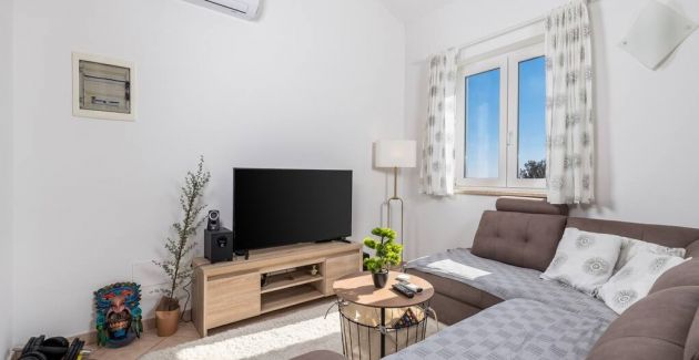 Two-bedroom apartment NIKI near Rovinj