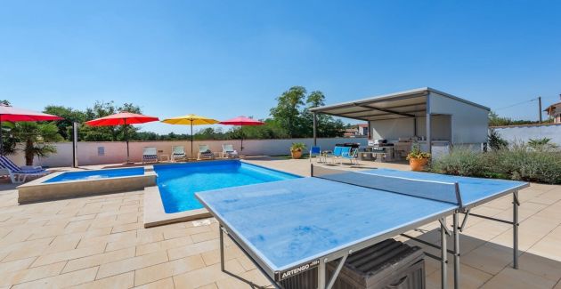 Holiday house in Istria with pool and hydromassage