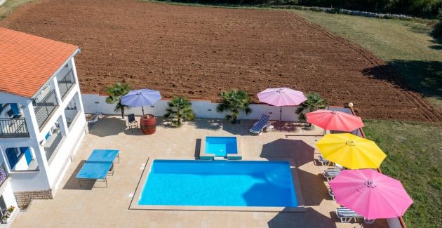 Holiday house in Istria with pool and hydromassage