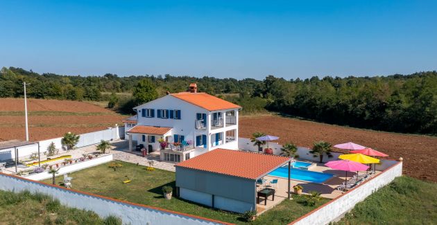 Holiday house in Istria with pool and hydromassage