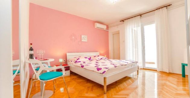 Guest House Marica - Double room with terrace S1