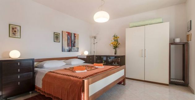 Apartments Fiorela - Comfort app with sea view