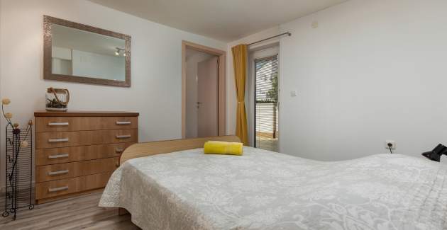Appartamenti comfort con piscina (solo adulti) a Medulino / con due camere da letto A4