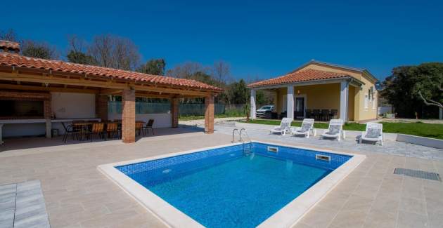 Villa Campagna with private pool, parking and garden in Rovinj
