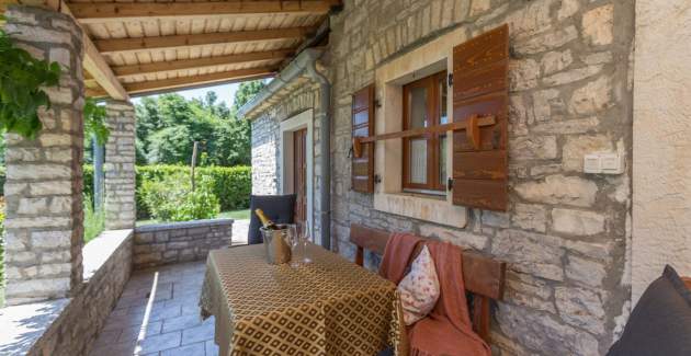 Sweet Home Ana for 3 persons in the countryside near Rovinj with jacuzzi