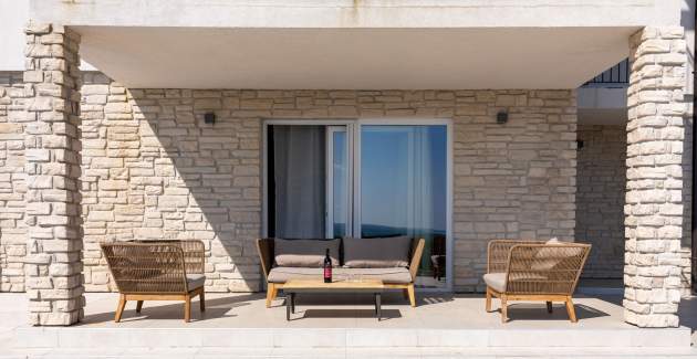 Villen Diminici / 5-Schlafzimmer-Villa mit Pool und Panoramablick auf das Meer 3F