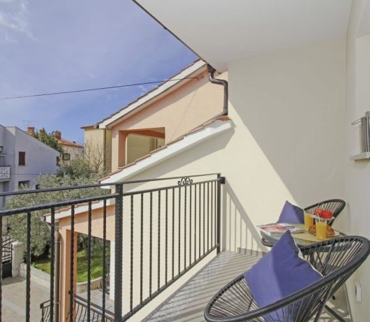 Modern studio for 2 with balcony in Rovinj