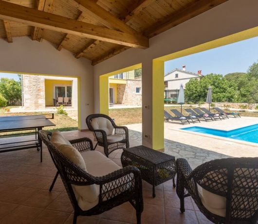 Countryside Villa - Violetta with pool and garden