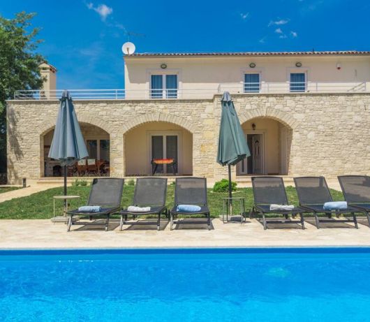 Countryside Villa - Diletta with pool and garden