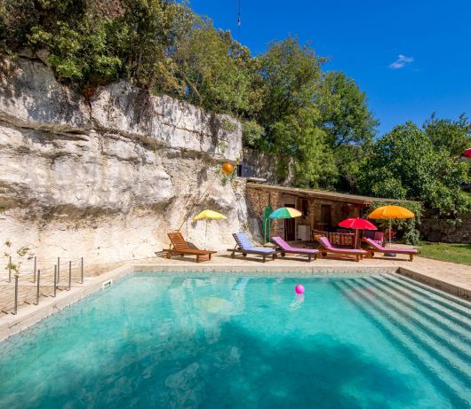 Holiday House Cave Romana