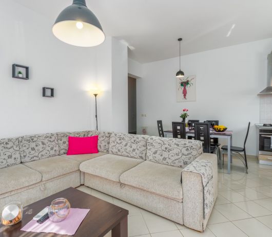 Comfortable 2-bedroom apartment Bruno with terrace