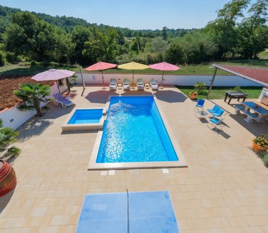 Holiday house in Istria with pool and hydromassage