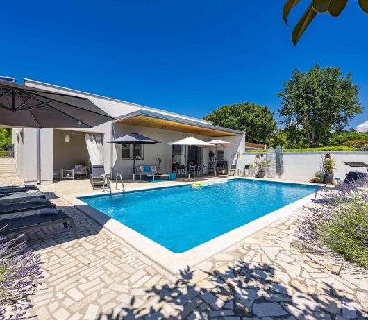 Holiday House with pool near Rovinj