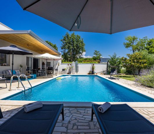 Holiday House with pool near Rovinj