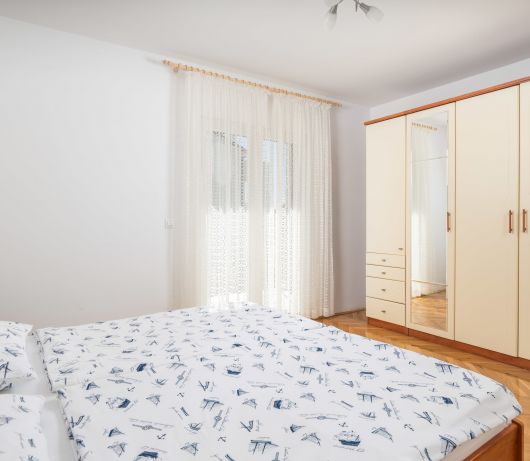 Guest house Marica / 1-bedroom app with terrace A1