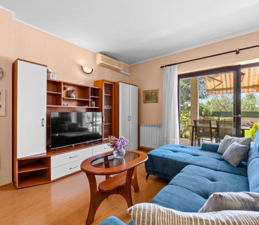 Olea Magica / 2B Apt Buza with garden
