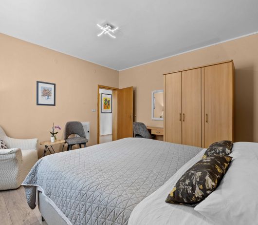 Olea Magica / 2B Apt Buza with garden