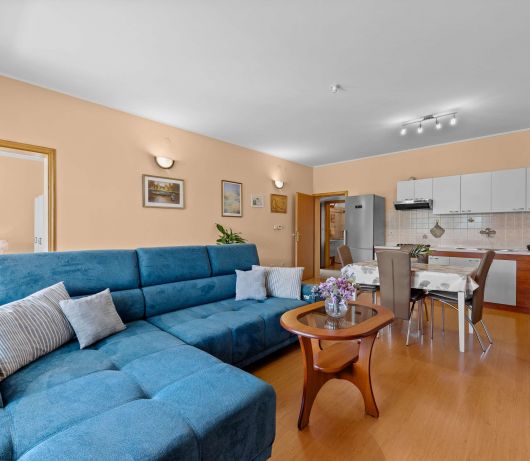 Olea Magica / 2B Apt Buza with garden
