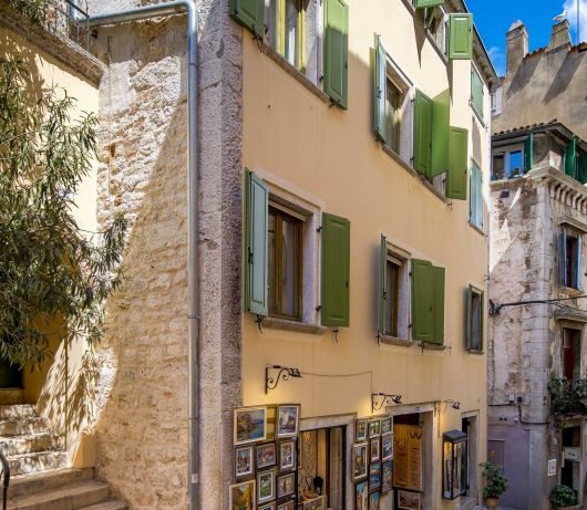 Apartment Dei Fiori 1