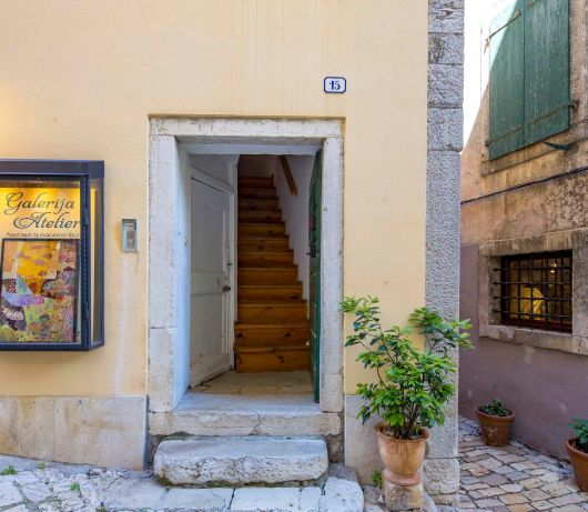 Apartment Dei Fiori 2