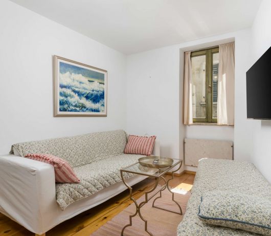 Apartment Dei Fiori 2