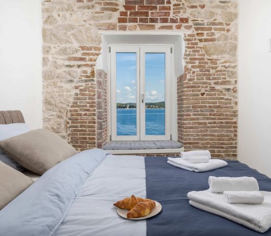 Blue Pearl Apartment