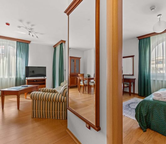 One-bedroom apartment with balcony at Villa Armin