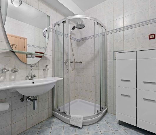 One-bedroom apartment with balcony at Villa Armin