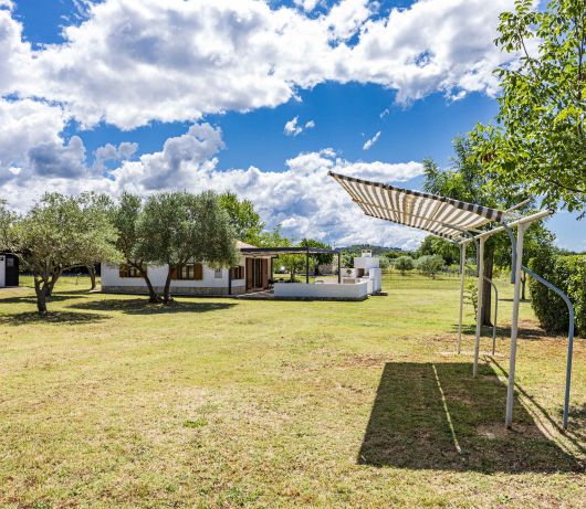 Holiday House Leo