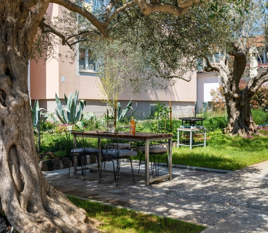 Rovinj City Studio/App with balcony, parking, kitchenette for couples A2