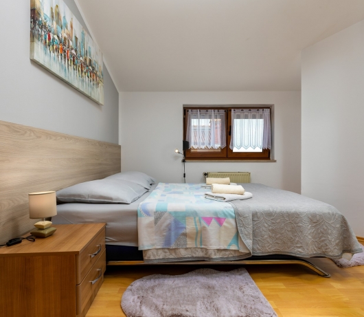 Apartments Kristina / Comfort Two-Bedroom apartment with terrace and parking