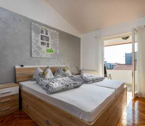 EventHouse / Apartment mit 2 Schlafzimmern, Balkon und Grillplatz A3