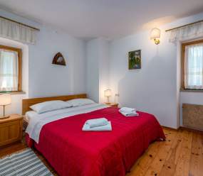 Rustic Villa Diana with pool near Rovinj