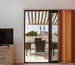Family apartments Medulin / A1 Exclusive one-bedroom apartment with shared pool for 4 persons
