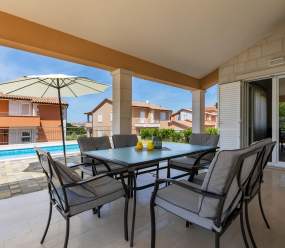 Villas resort in Pula / Luxury villa with private pool 13I