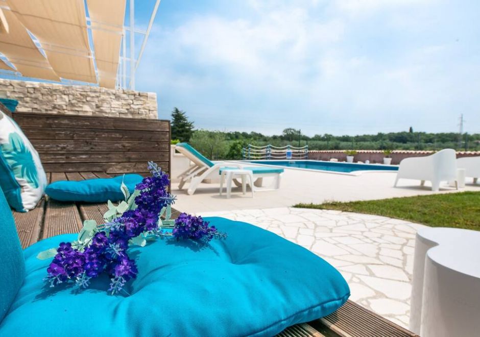 Villa Tanga near Rovinj for 8 persons with pool