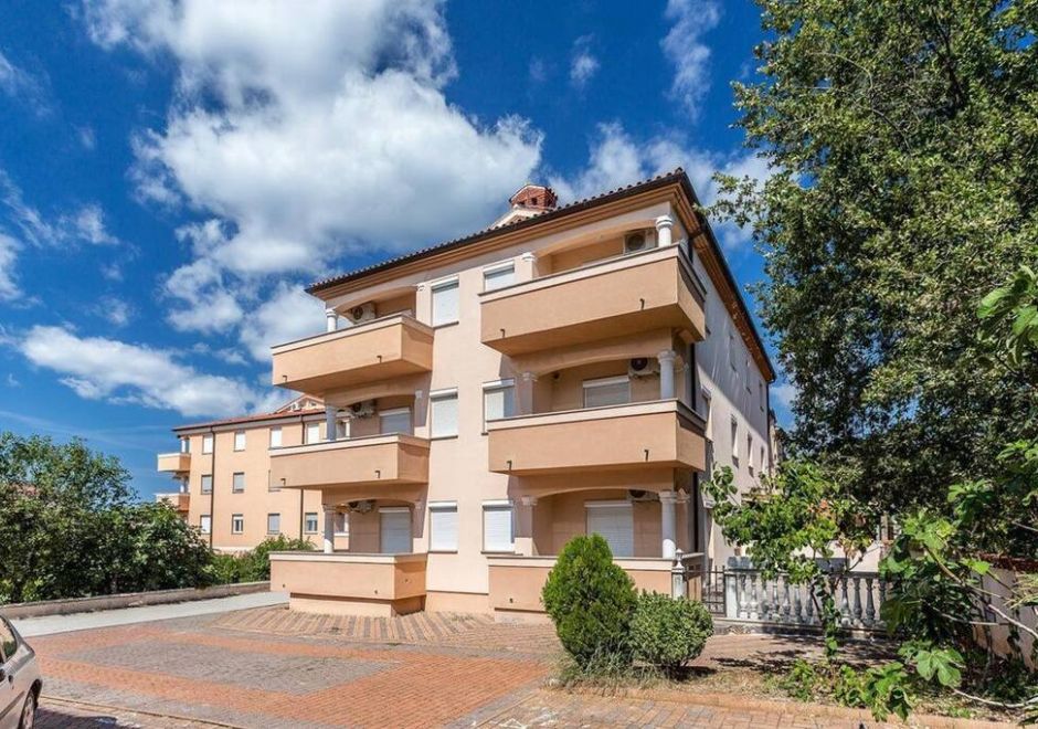 Apartment Beni with balcony in Medulin