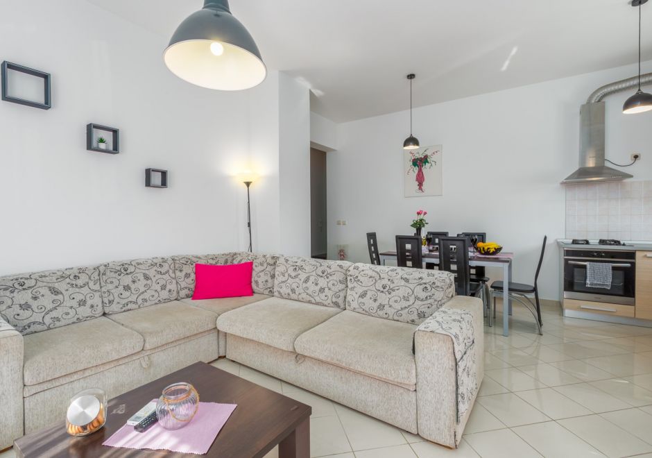 Comfortable 2-bedroom apartment Bruno with terrace